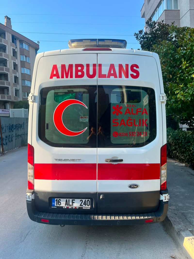 Karacabey ve çevresinde hizmet veren Alfa Sağlık ambulansı